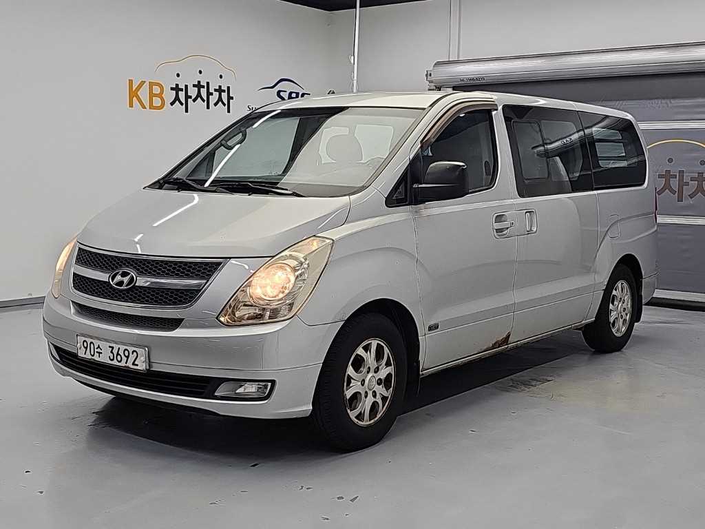HYUNDAI Starex 2008 — Zona Franca Iquique