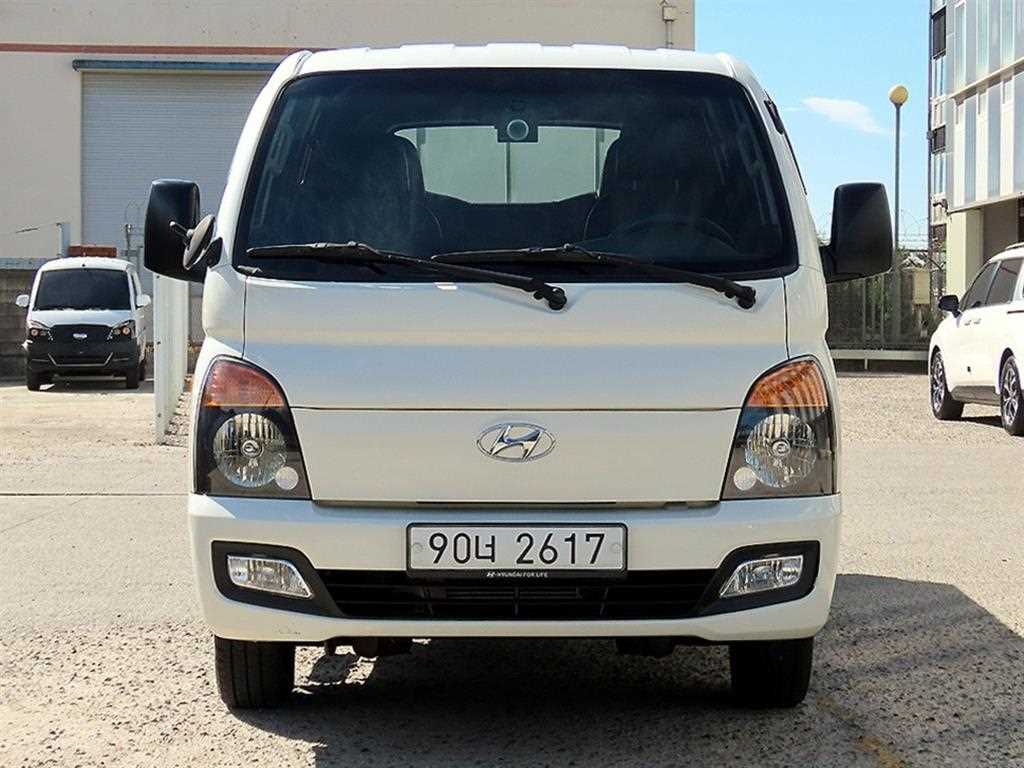 Small Truck Cargo (small) 2019 — Zona Franca Iquique