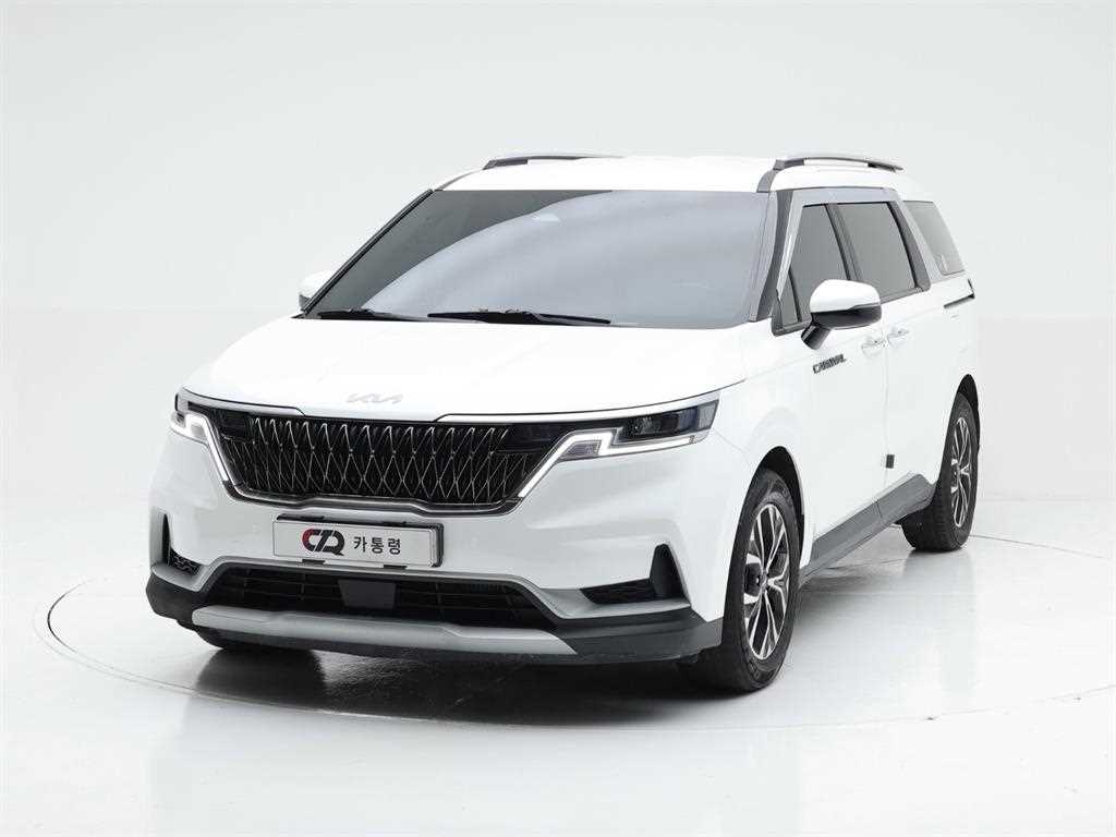 KIA Carnival 2023 — Zona Franca Iquique
