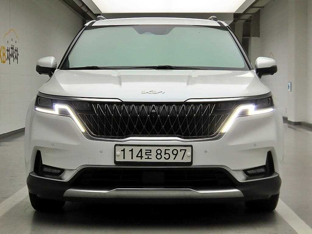 KIA Carnival 2021