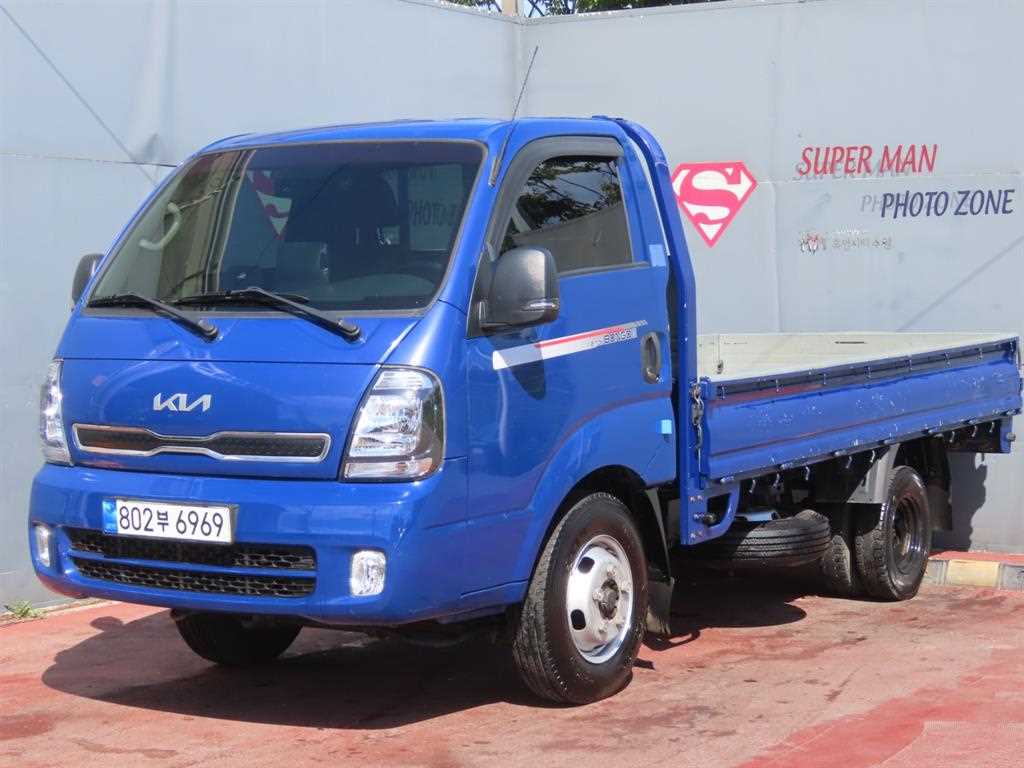Small Truck Cargo (small) The New Bongo 3 1.2