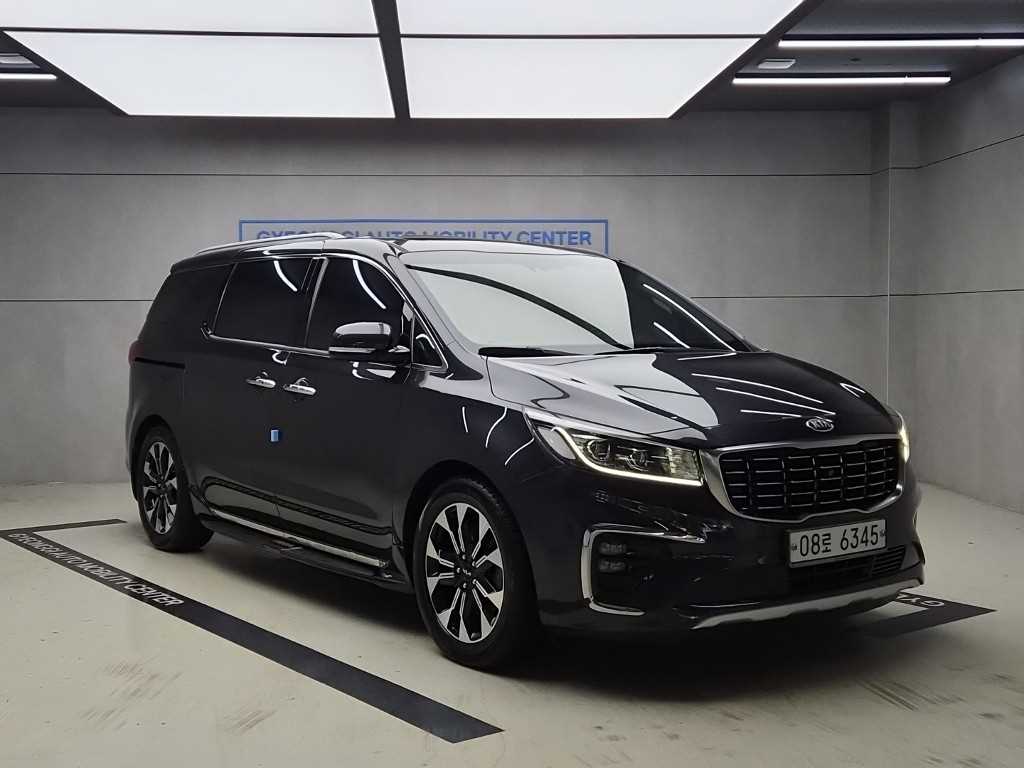 KIA Carnival 2019 — Zona Franca Iquique