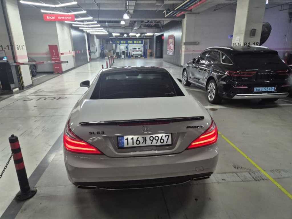 Mercedes Benz SL Class