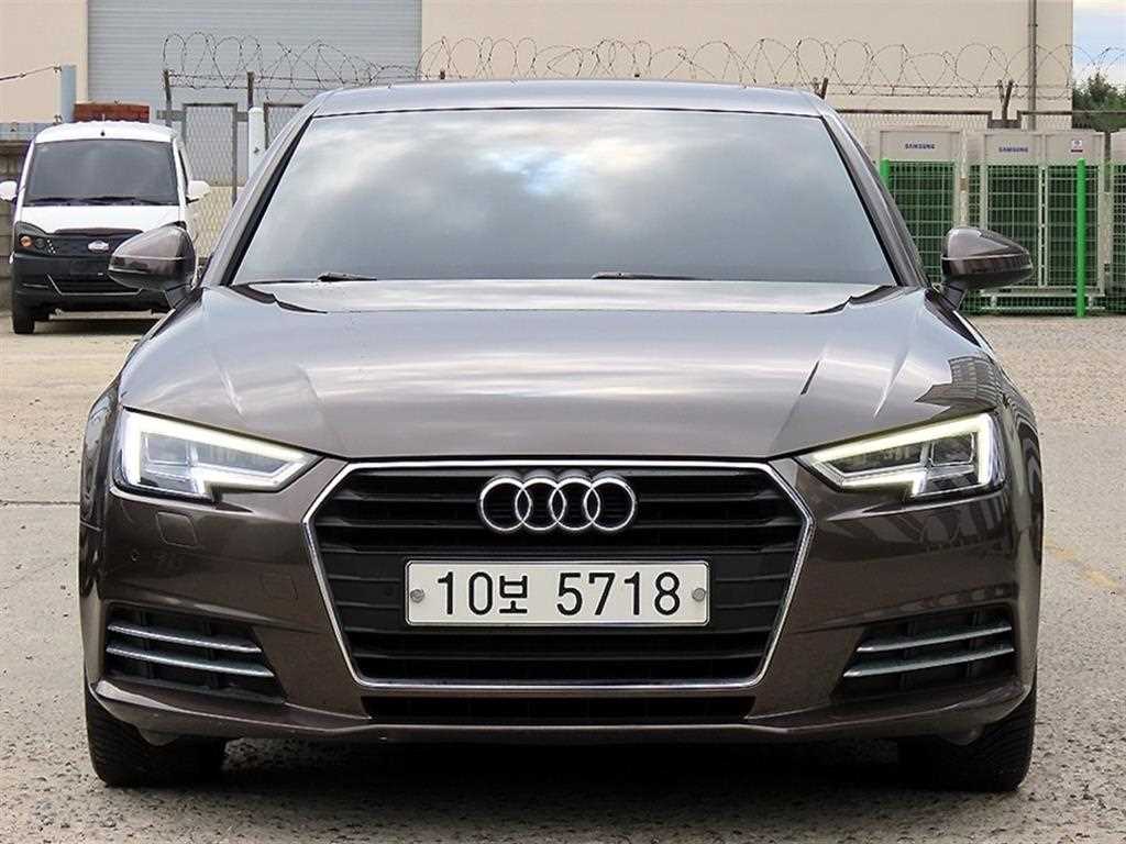 Audi A4 2018 — Zona Franca Iquique
