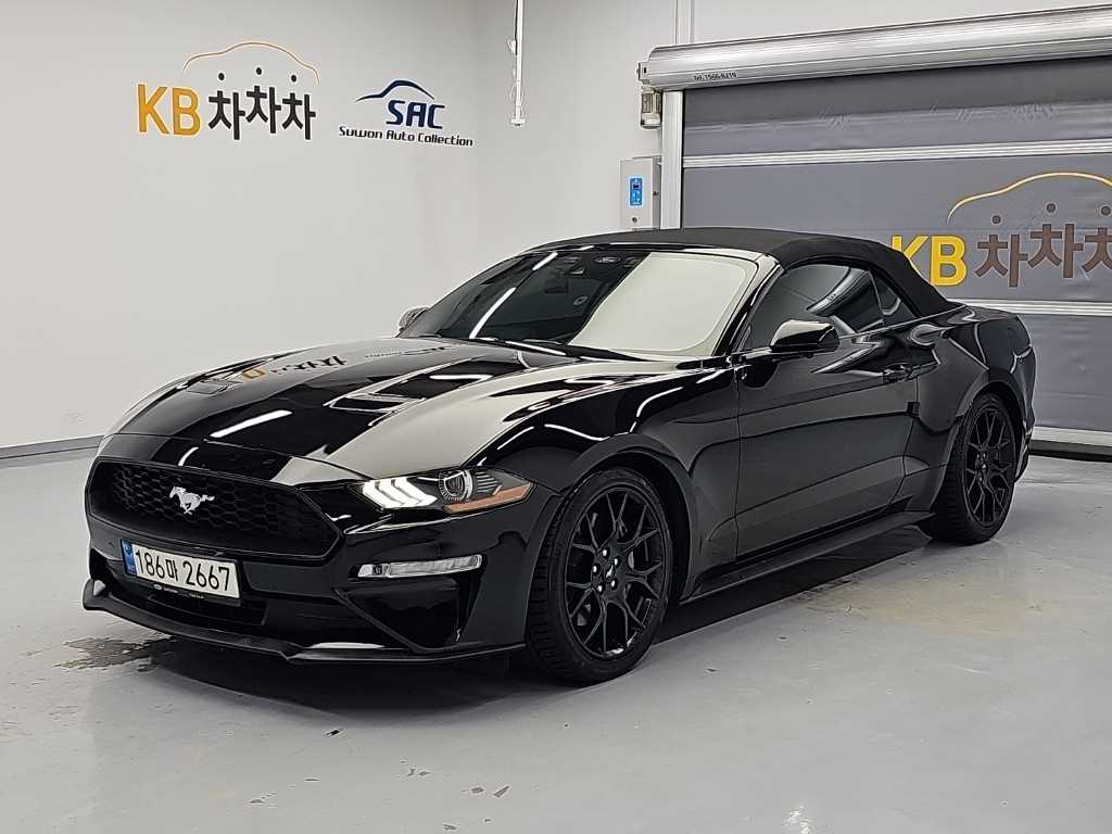 Ford Mustang convertible