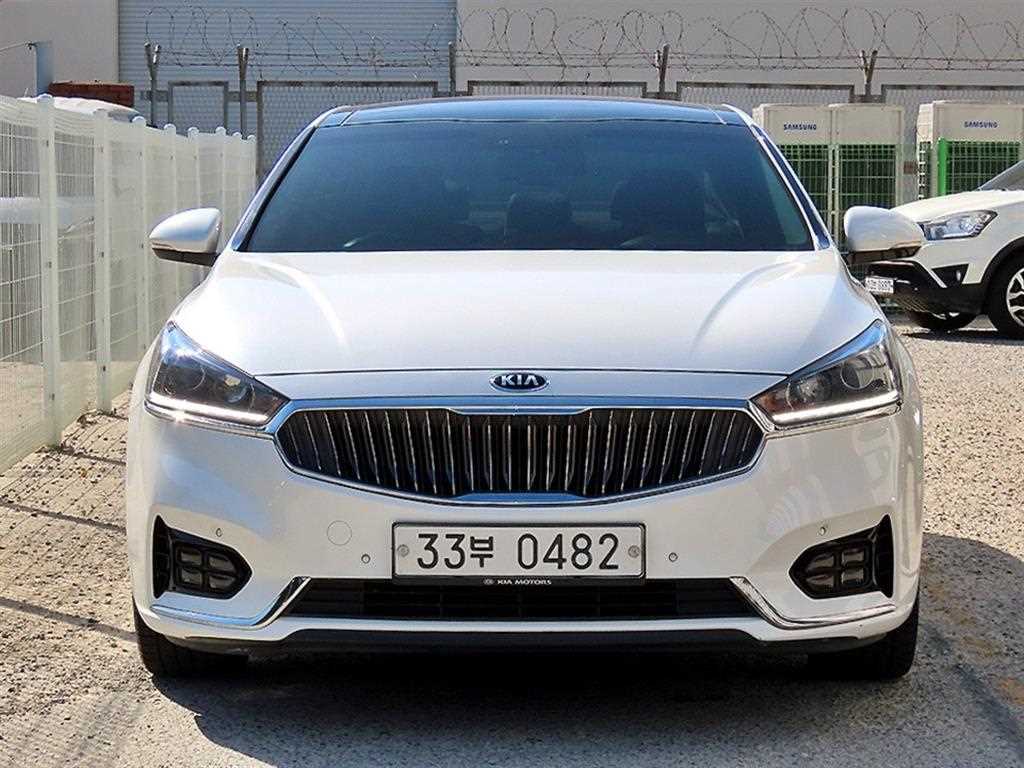 KIA K7 2016 — Zona Franca Iquique