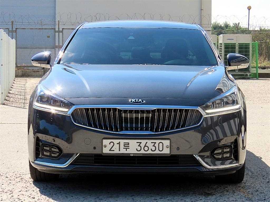 KIA K7 2019 — Zona Franca Iquique
