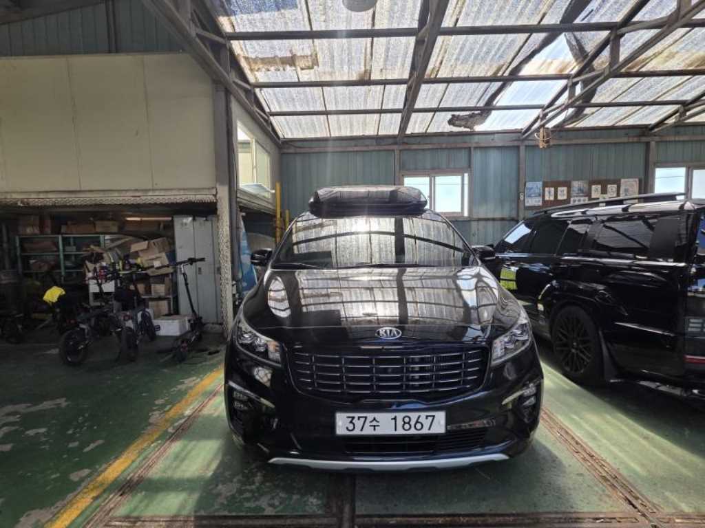 KIA Carnival 2019