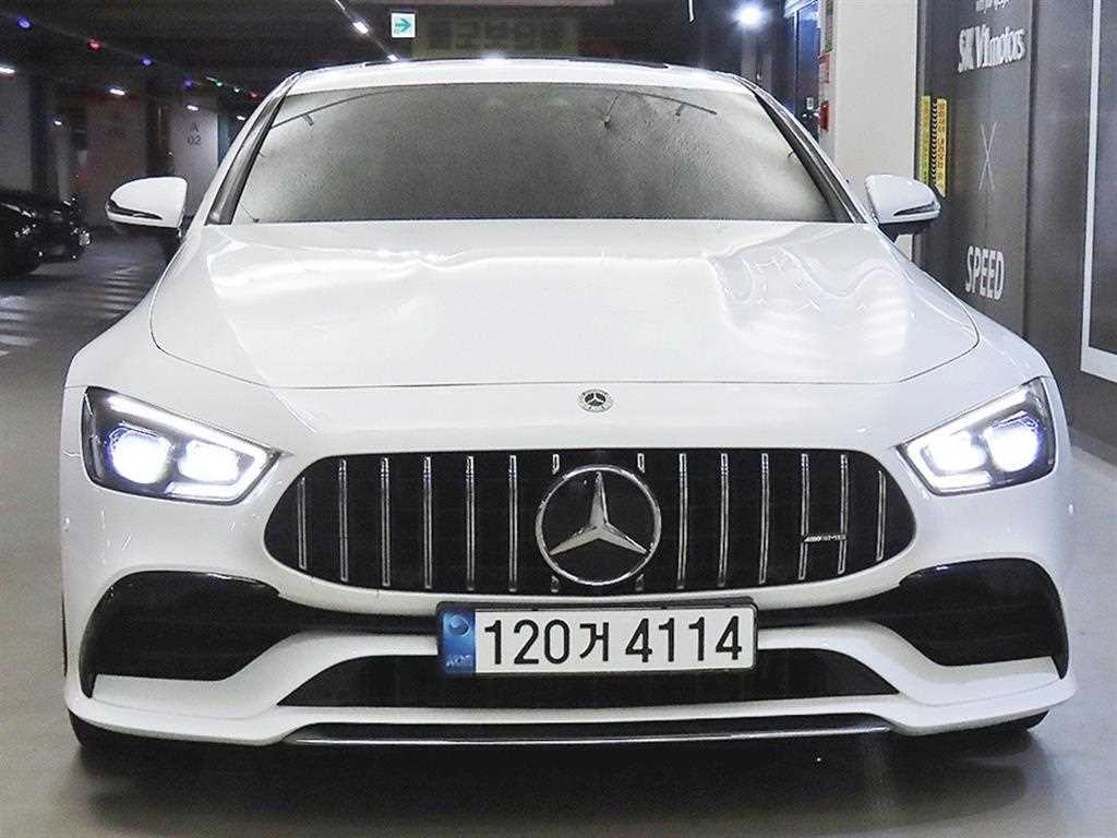 Mercedes Benz AMG GT
