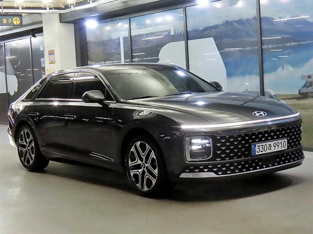 HYUNDAI Grandeur 2023 — Zona Franca Iquique
