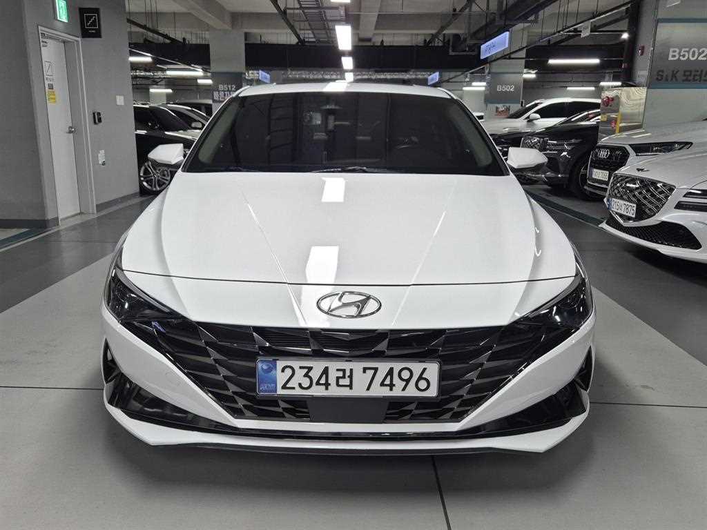 HYUNDAI Avante