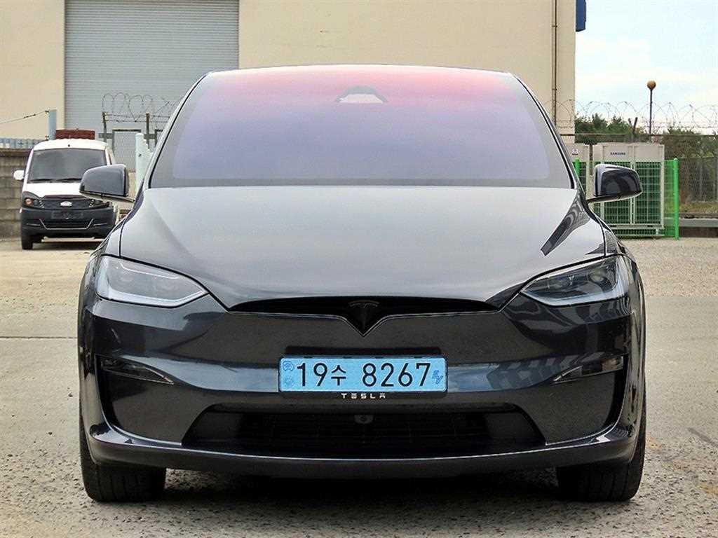 Tesla Model X 2026 — Zona Franca Iquique