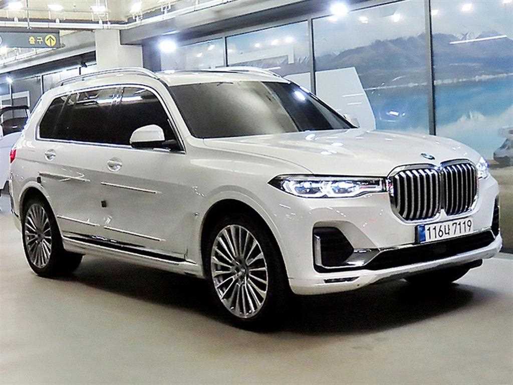 BMW X7