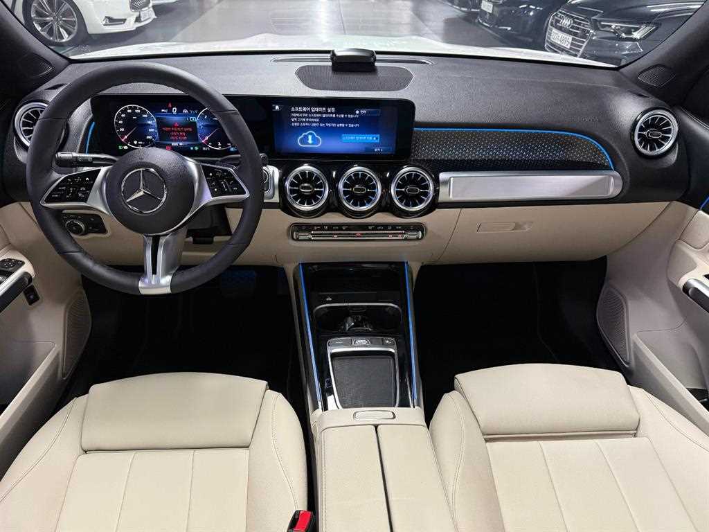 Mercedes Benz GLB Class
