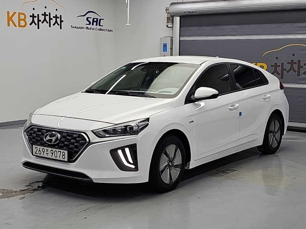 HYUNDAI Ioniq