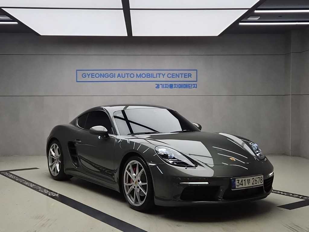 Porsche 718