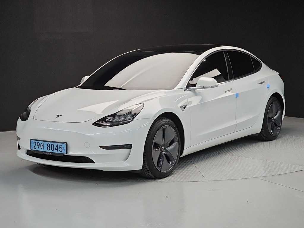 Tesla Model 3 long range