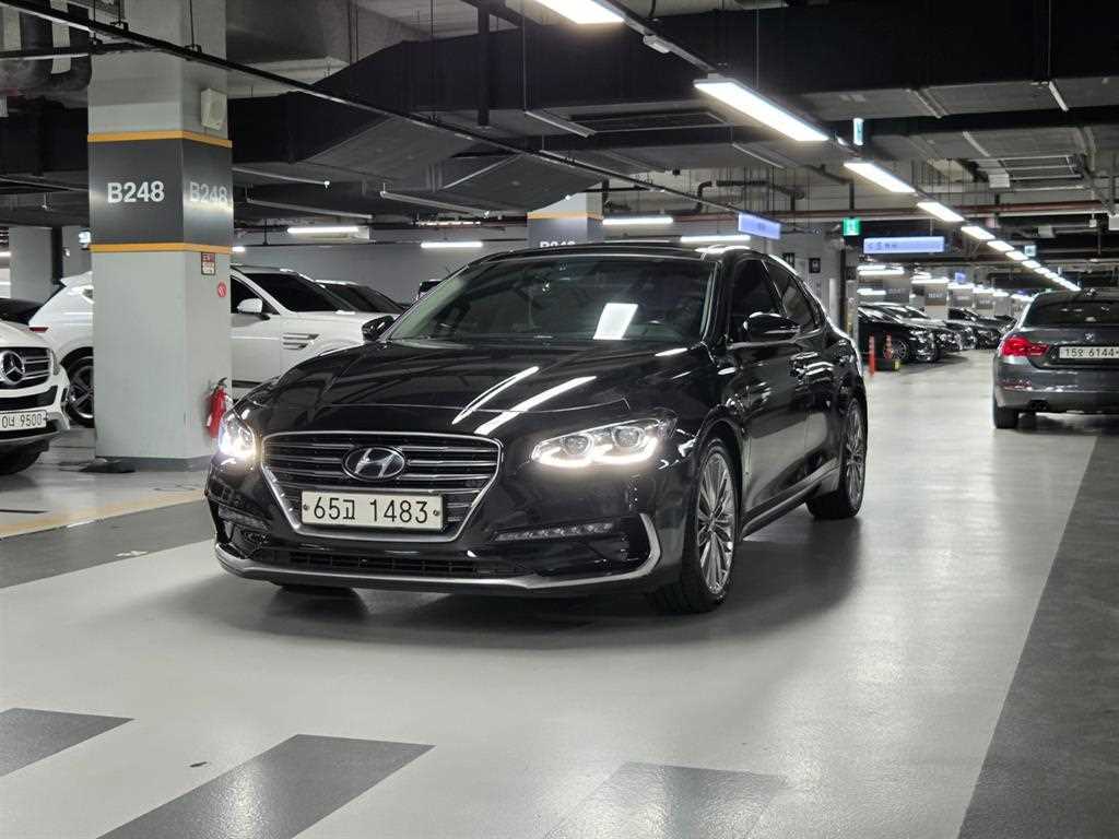 HYUNDAI Grandeur 2018 — Zona Franca Iquique