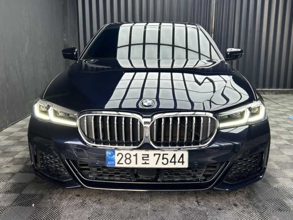 BMW 5 Series 2023 — Zona Franca Iquique