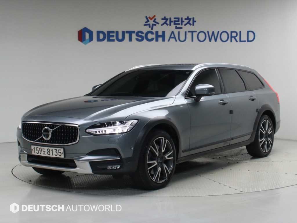 Volvo V90