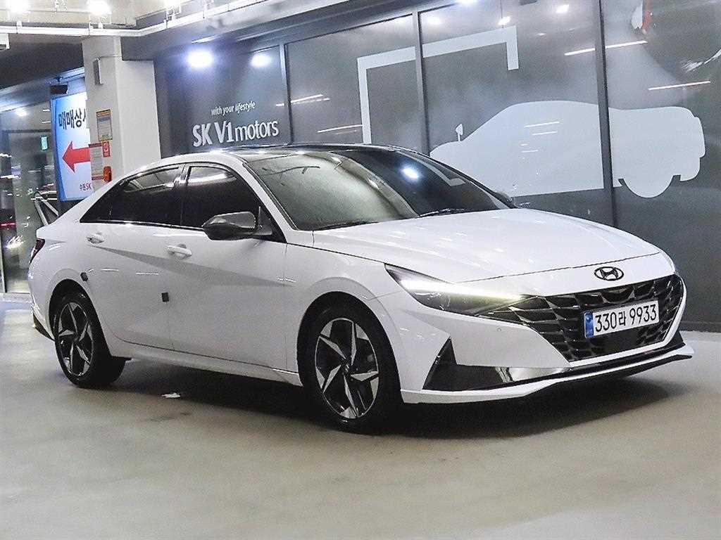 HYUNDAI Avante
