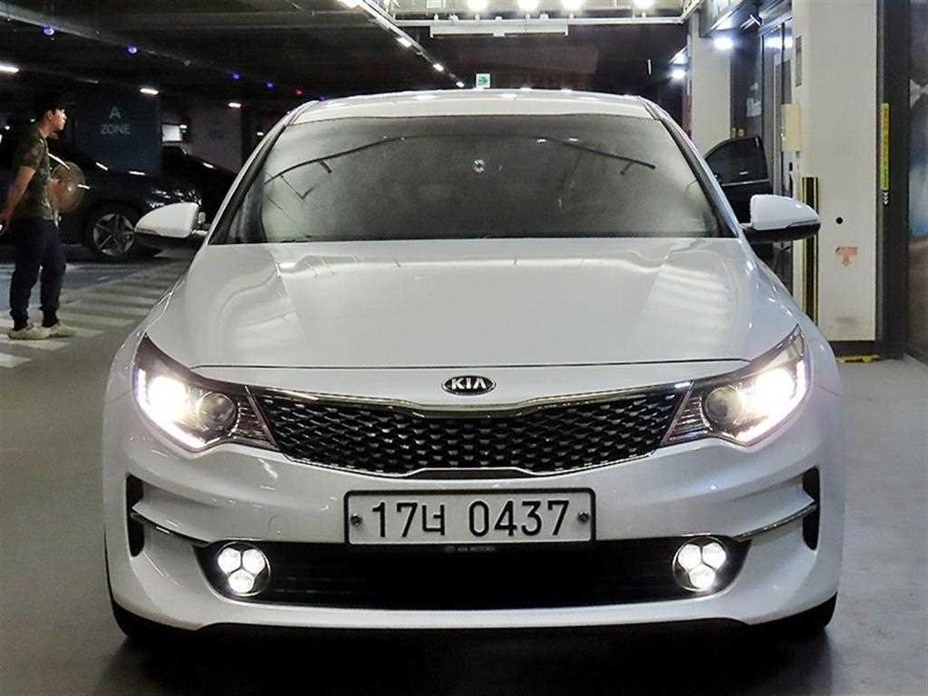 KIA K5