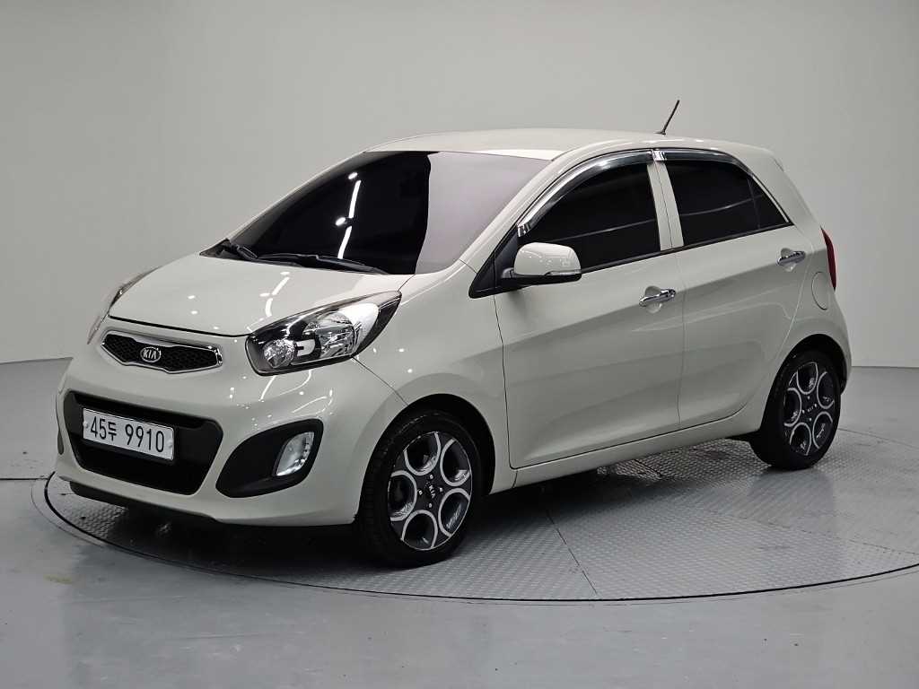 KIA Morning 2012 — Zona Franca Iquique