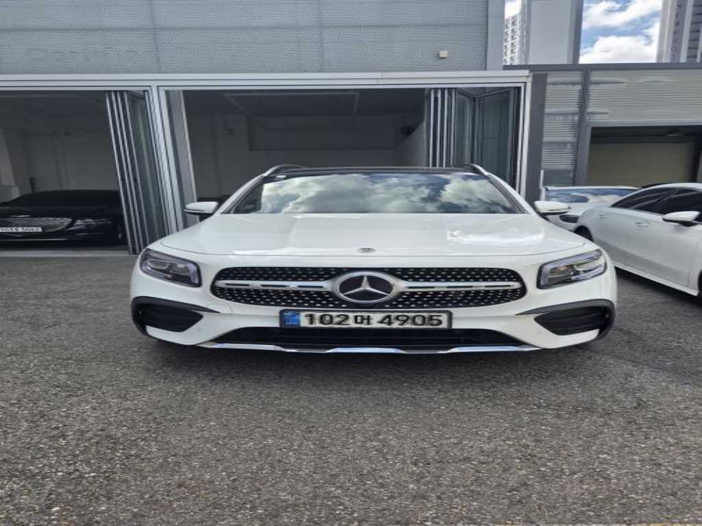 Mercedes Benz GLB Class 2020 — Zona Franca Iquique