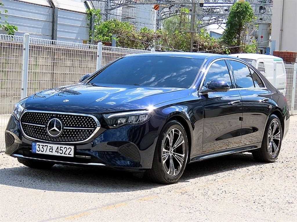 Mercedes Benz E class