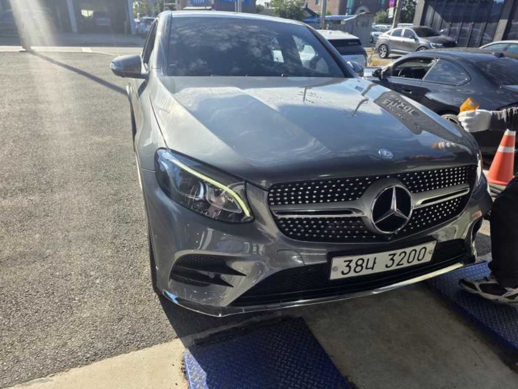 Mercedes Benz GLC Class