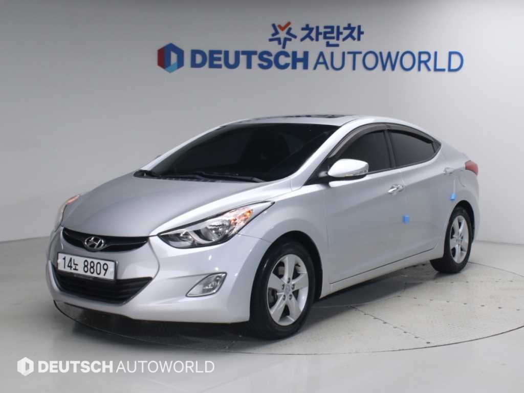 HYUNDAI Avante