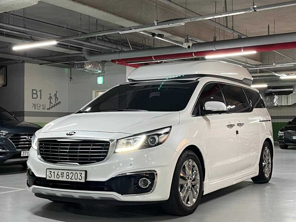 KIA Carnival