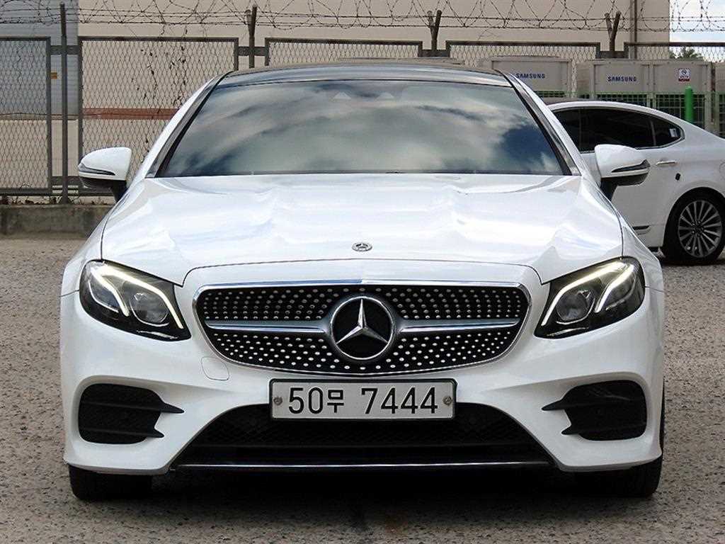 Mercedes Benz E class