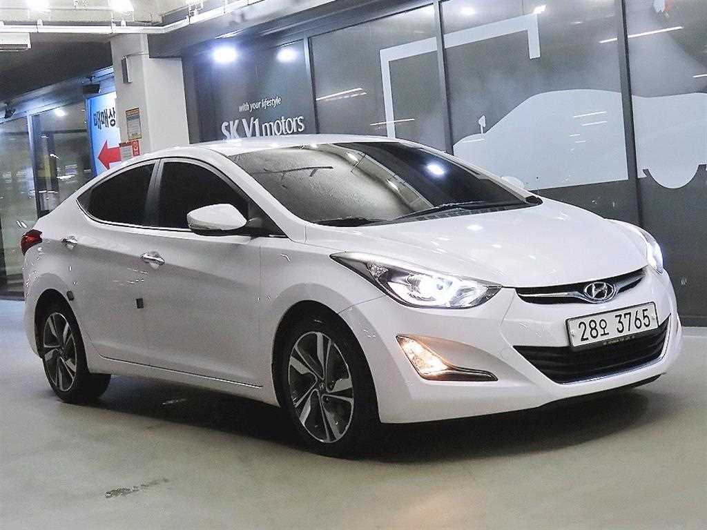 HYUNDAI Avante