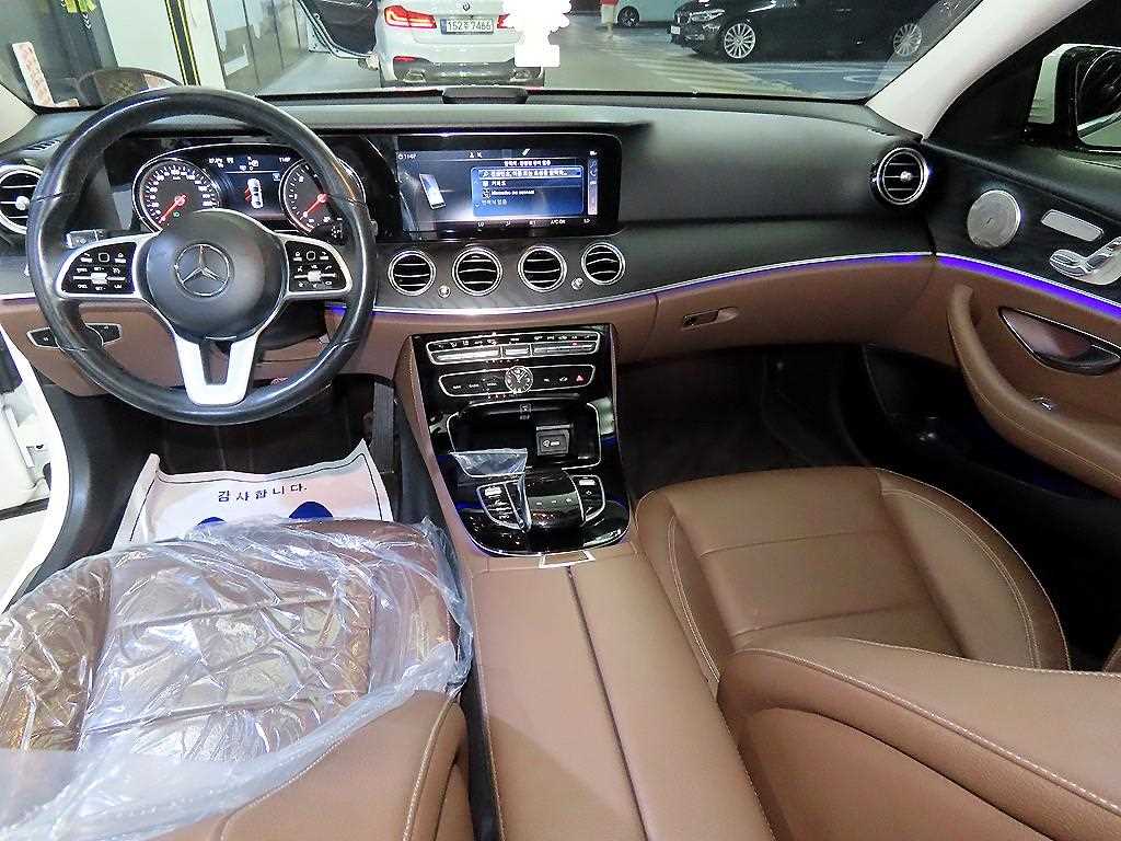 Mercedes Benz E class
