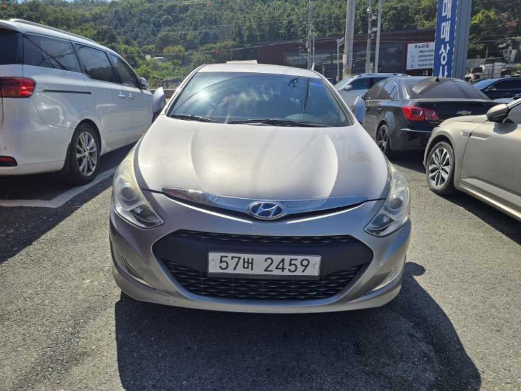 HYUNDAI Sonata Hybrid YF HEV Premier