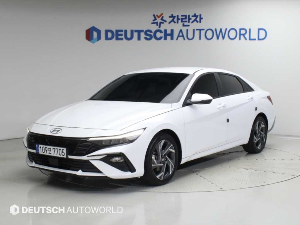HYUNDAI Avante