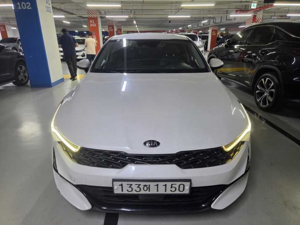 KIA K5 2021 — Zona Franca Iquique