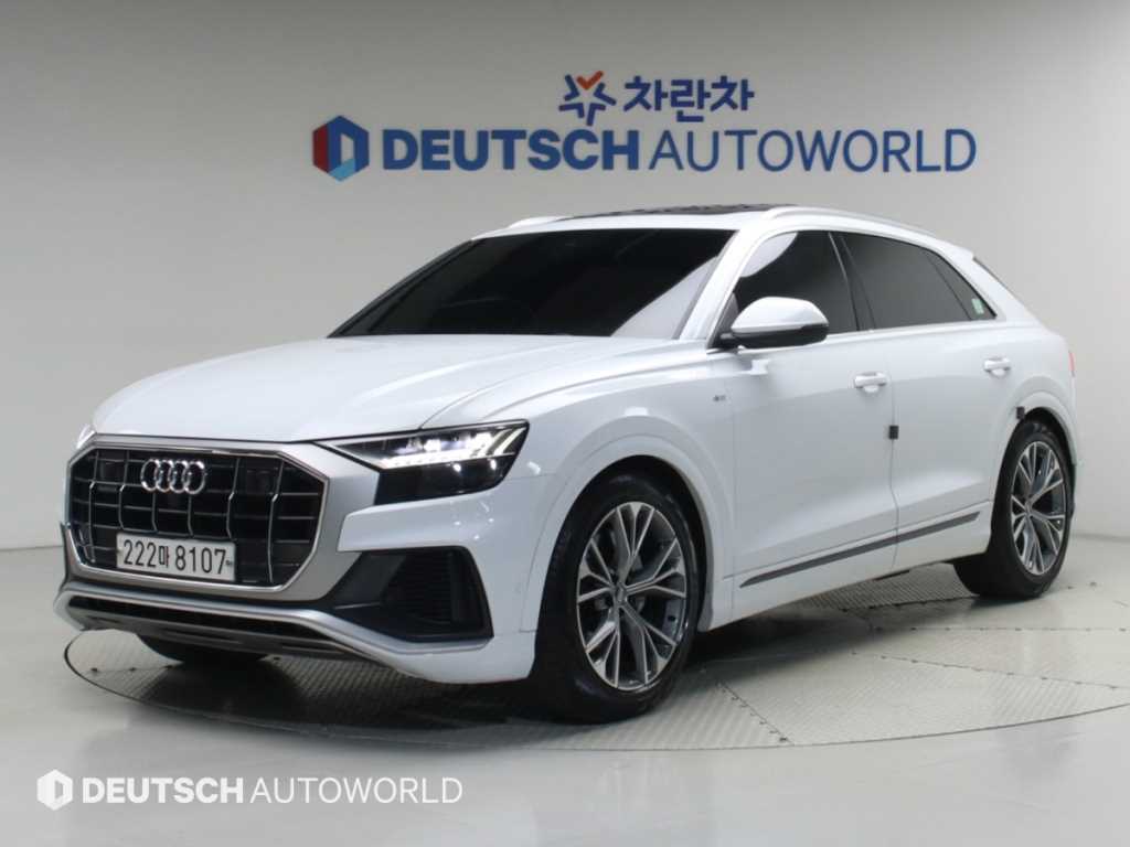 Audi Q8