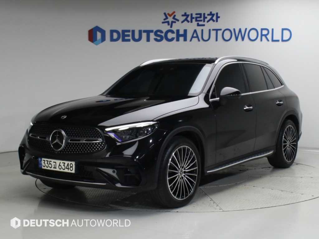 Mercedes Benz GLC Class 2024 — Zona Franca Iquique