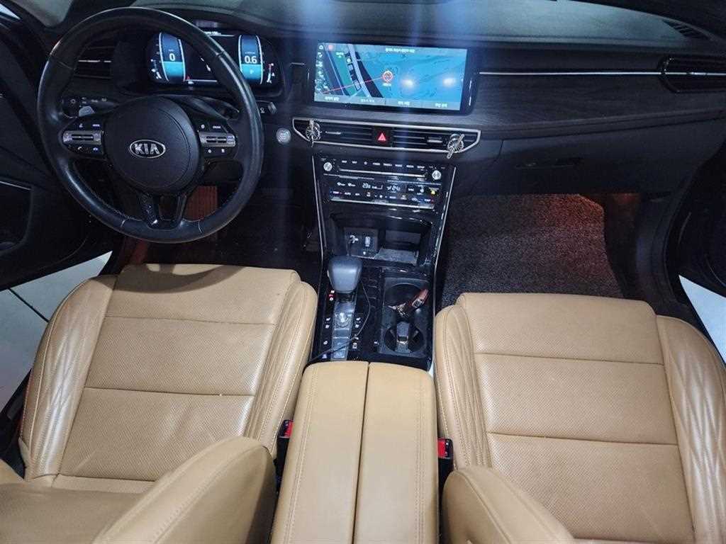 KIA K7