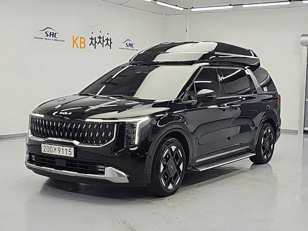 KIA Carnival 2025 — Zona Franca Iquique