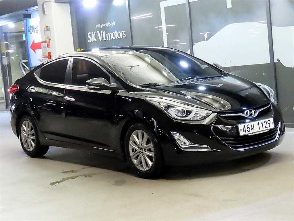 HYUNDAI Avante