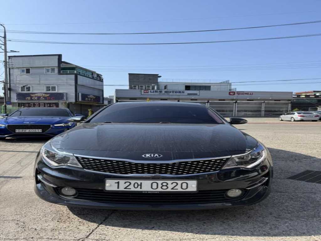 KIA K5