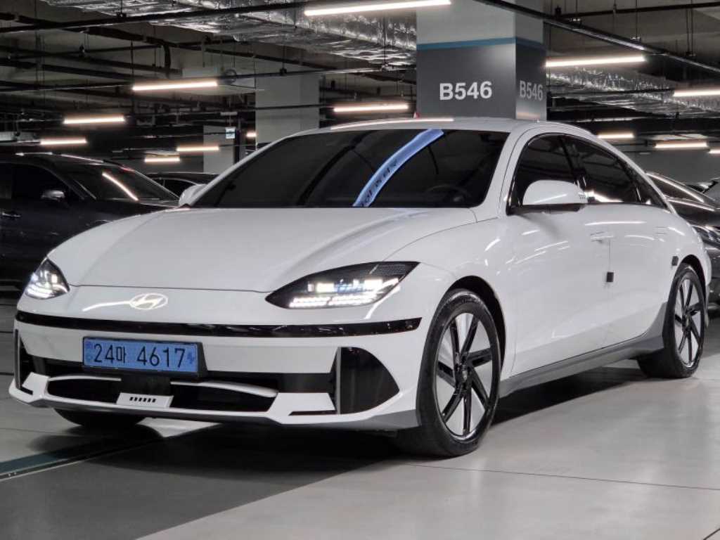 HYUNDAI Ioniq 6