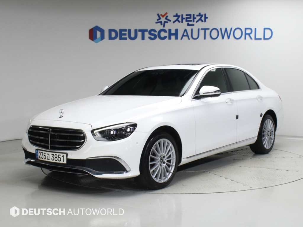 Mercedes Benz E class 2021 — Zona Franca Iquique