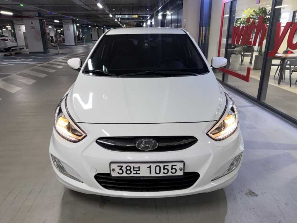 HYUNDAI Accent