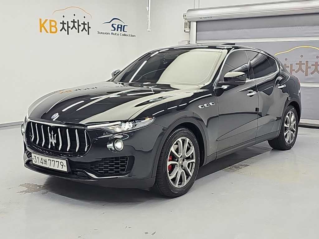 Maserati Levante 2019 — Zona Franca Iquique