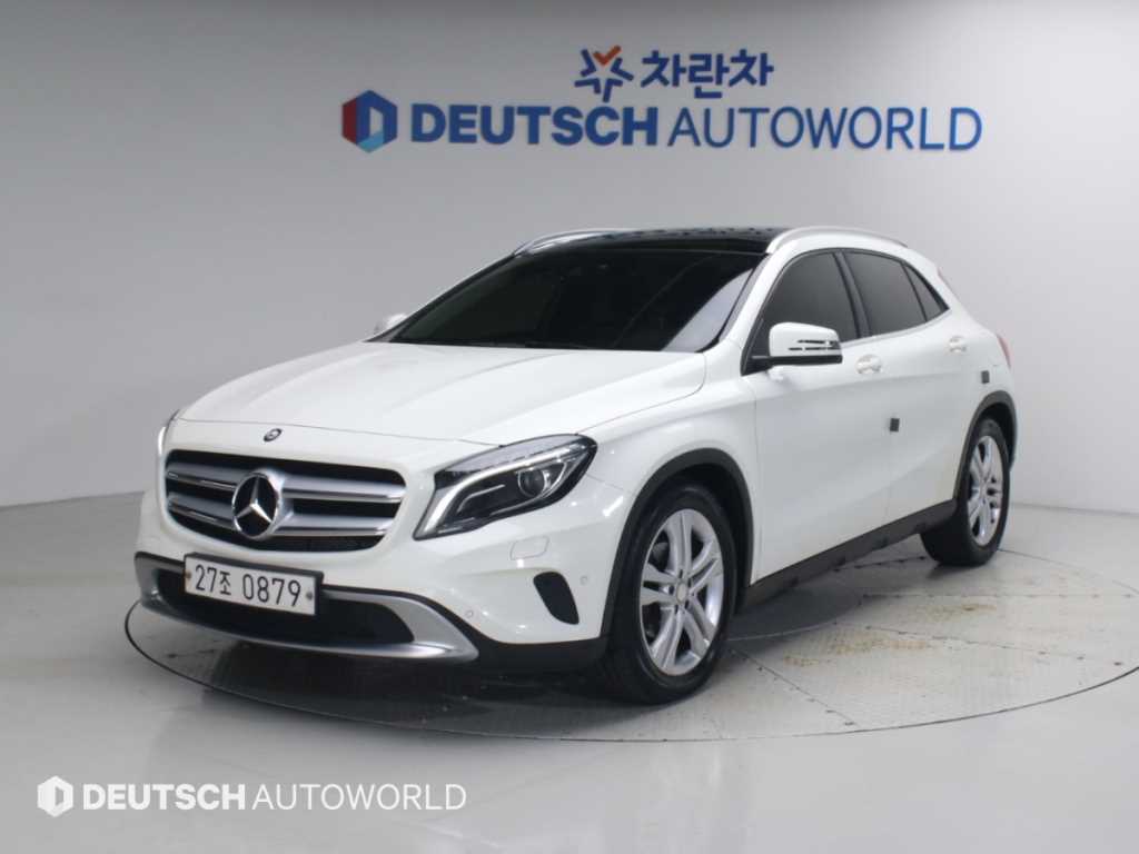 Mercedes Benz GLA Class