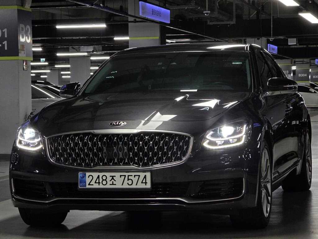 KIA K9
